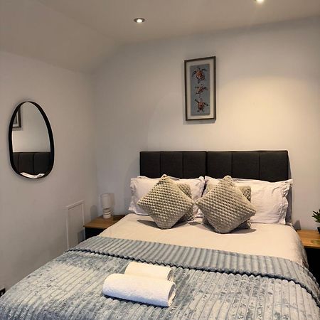 Cosy Countryside Stay- Waters Upton, 特尔福德 外观 照片