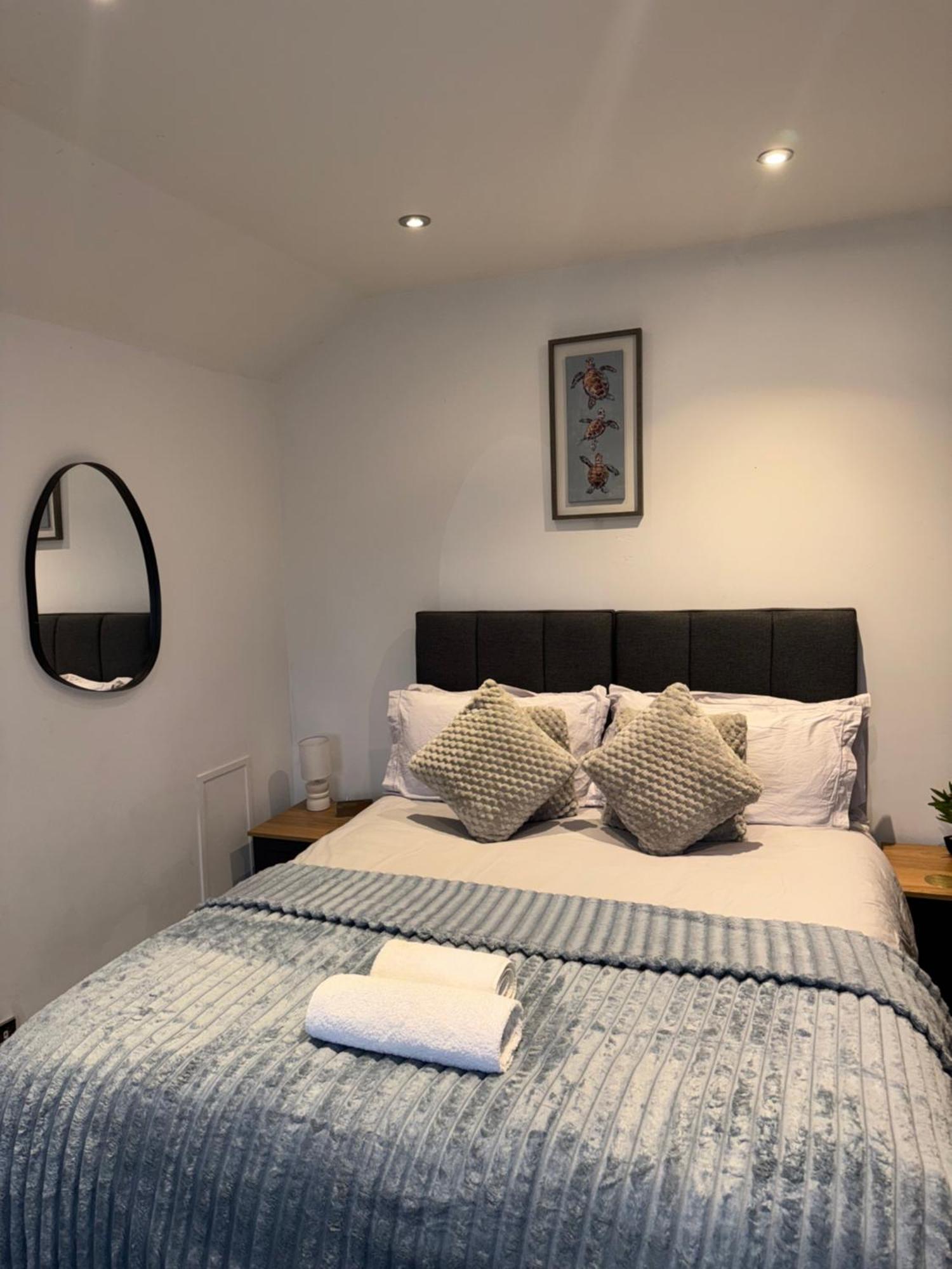 Cosy Countryside Stay- Waters Upton, 特尔福德 外观 照片